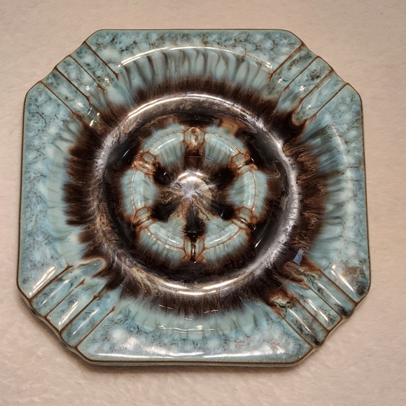 Mid-Century Modern Drip Glaze Ceramic Ashtray Blue and Brown 7 1/8" across - Picture 4 of 15